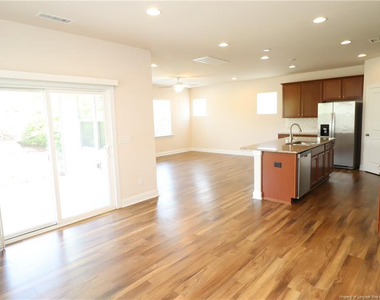 1065 Canyon Shadows Court - Photo Thumbnail 3