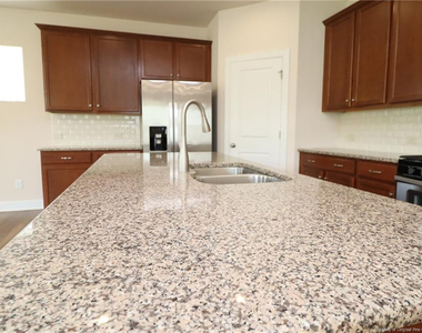 1065 Canyon Shadows Court - Photo Thumbnail 7