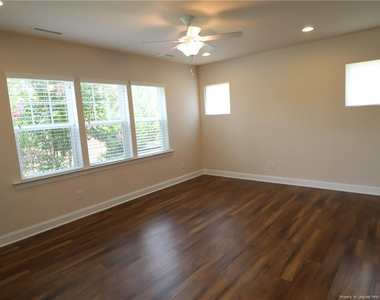 1065 Canyon Shadows Court - Photo Thumbnail 17