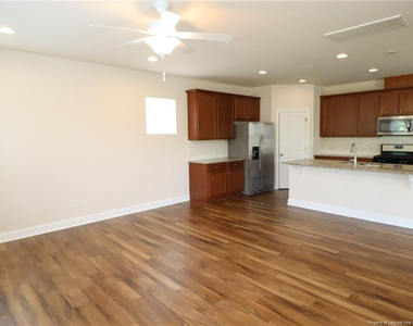 1065 Canyon Shadows Court - Photo Thumbnail 16