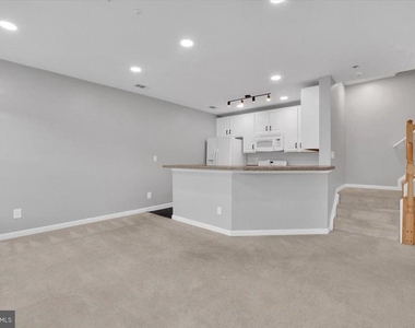 5995 Terrapin Place Place - Photo Thumbnail 4