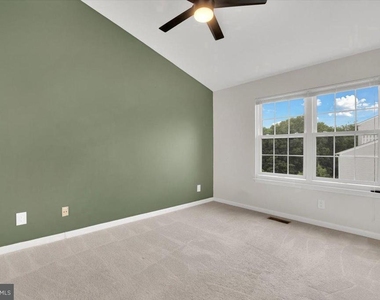 5995 Terrapin Place Place - Photo Thumbnail 11