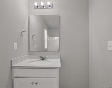 204 Hornet Drive - Photo Thumbnail 25