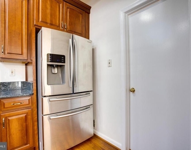 2505 Leeds Road - Photo Thumbnail 15