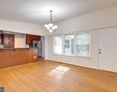 2505 Leeds Road - Photo Thumbnail 18