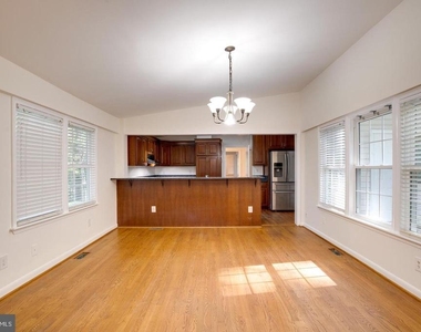 2505 Leeds Road - Photo Thumbnail 23
