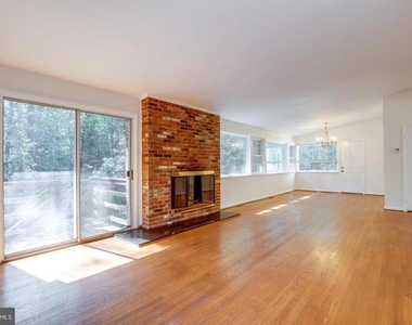 2505 Leeds Road - Photo Thumbnail 4