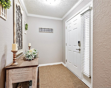 3332 Harbour Pointe Place - Photo Thumbnail 2