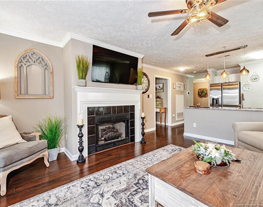 3332 Harbour Pointe Place - Photo Thumbnail 12