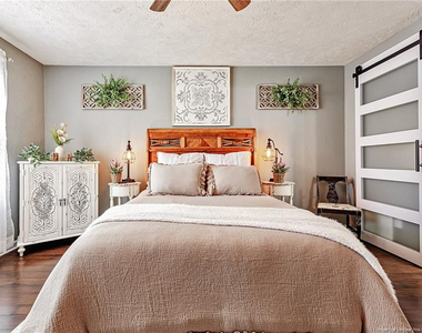 3332 Harbour Pointe Place - Photo Thumbnail 14