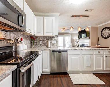 3332 Harbour Pointe Place - Photo Thumbnail 8