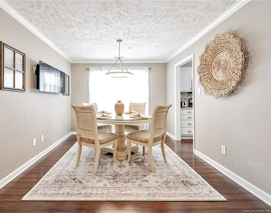 3332 Harbour Pointe Place - Photo Thumbnail 3