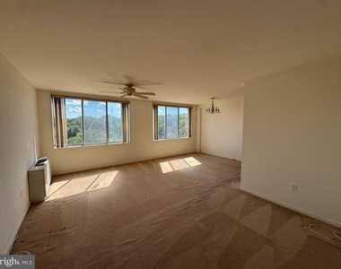 6641 Wakefield Drive - Photo Thumbnail 2