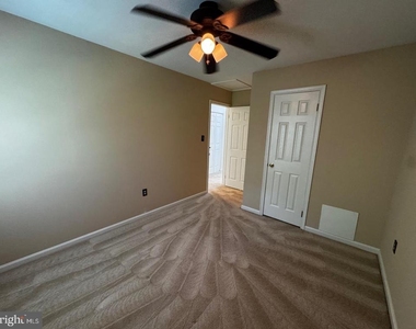 7344 Rhondda Drive - Photo Thumbnail 24