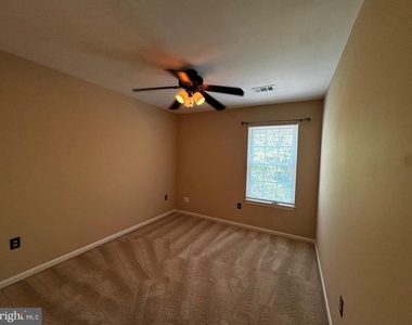 7344 Rhondda Drive - Photo Thumbnail 23