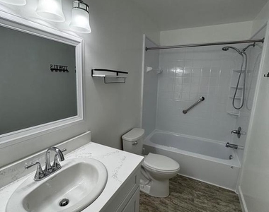 7344 Rhondda Drive - Photo Thumbnail 17