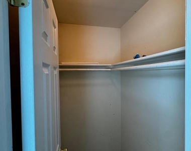 7344 Rhondda Drive - Photo Thumbnail 20