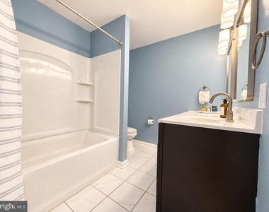 4104 Monument Court - Photo Thumbnail 13