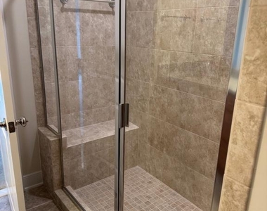 2903 Bleeker Street - Photo Thumbnail 12
