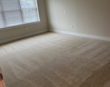 2903 Bleeker Street - Photo Thumbnail 10