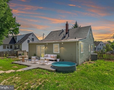 6010 Bangor Drive - Photo Thumbnail 28