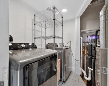 6010 Bangor Drive - Photo Thumbnail 23