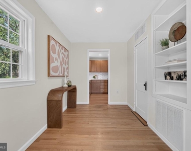6010 Bangor Drive - Photo Thumbnail 8