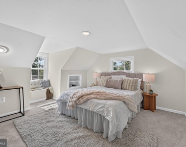 6010 Bangor Drive - Photo Thumbnail 26