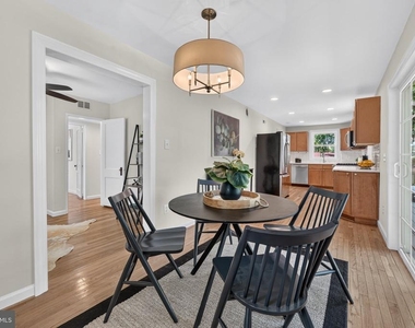 6010 Bangor Drive - Photo Thumbnail 15