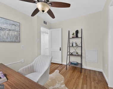 6010 Bangor Drive - Photo Thumbnail 17