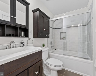 6010 Bangor Drive - Photo Thumbnail 22