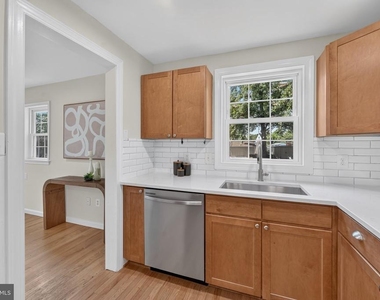 6010 Bangor Drive - Photo Thumbnail 12