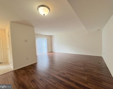 6830 Perry Penney Drive - Photo Thumbnail 11