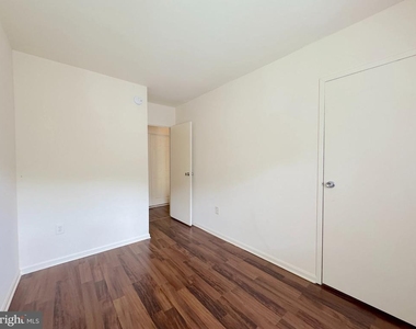 6830 Perry Penney Drive - Photo Thumbnail 18