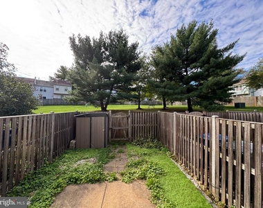 6307 Chimney Wood Court - Photo Thumbnail 6