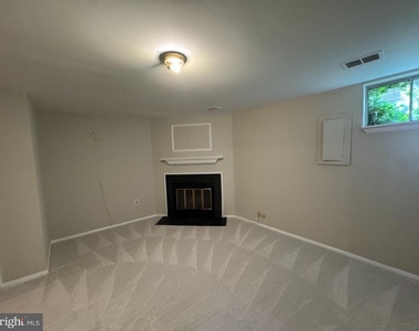 6307 Chimney Wood Court - Photo Thumbnail 19