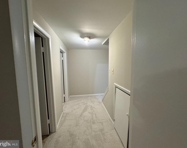 6307 Chimney Wood Court - Photo Thumbnail 16