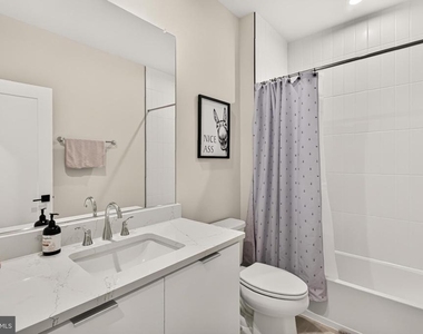 14437 Glen Manor Drive - Photo Thumbnail 38