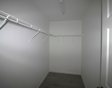 405 Stone Flower Lane - Photo Thumbnail 11