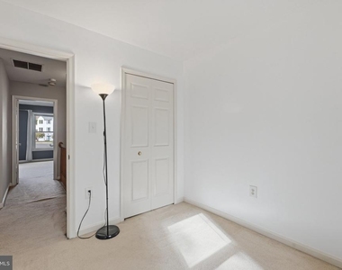 6303 Mary Todd Court - Photo Thumbnail 22