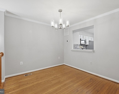 6303 Mary Todd Court - Photo Thumbnail 10