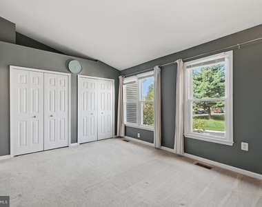 6303 Mary Todd Court - Photo Thumbnail 15