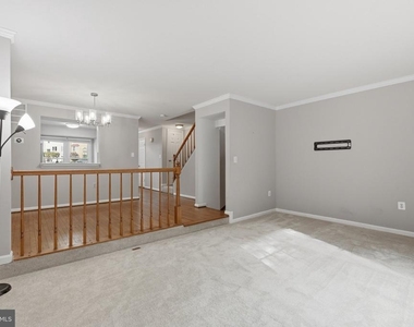 6303 Mary Todd Court - Photo Thumbnail 12