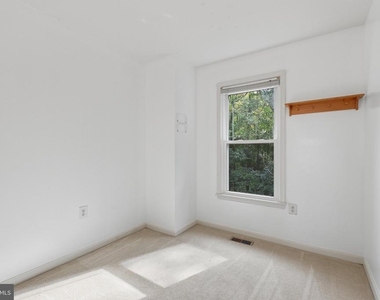 6303 Mary Todd Court - Photo Thumbnail 23