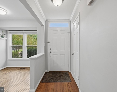 6303 Mary Todd Court - Photo Thumbnail 7