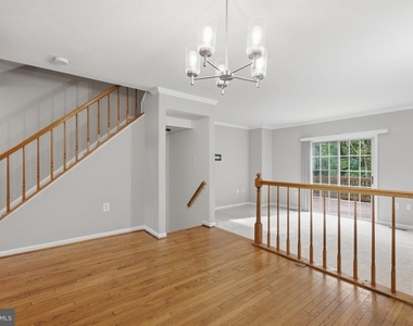 6303 Mary Todd Court - Photo Thumbnail 11