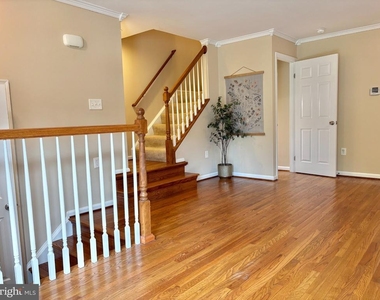 9380 Peter Roy Court - Photo Thumbnail 2