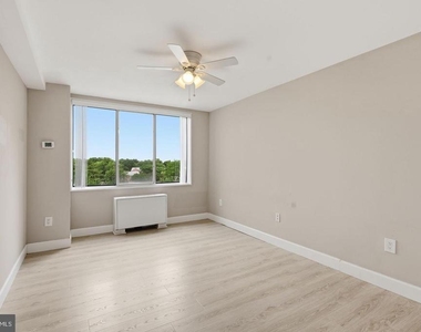 6631 Wakefield Drive - Photo Thumbnail 9