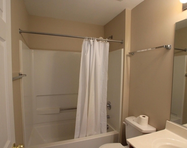 3021 Barrymore Street - Photo Thumbnail 7