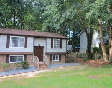 408 Drolmond Drive - Photo Thumbnail 1